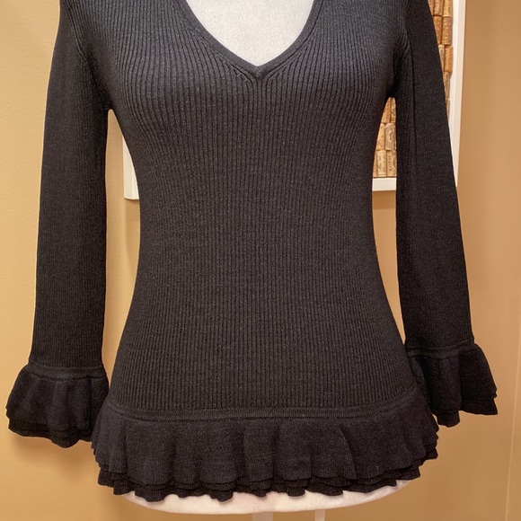 Esther Chen Black Ribbed Top.  Silk, Nylon and Spandex.  Ruffled detail - Picture 10 of 16